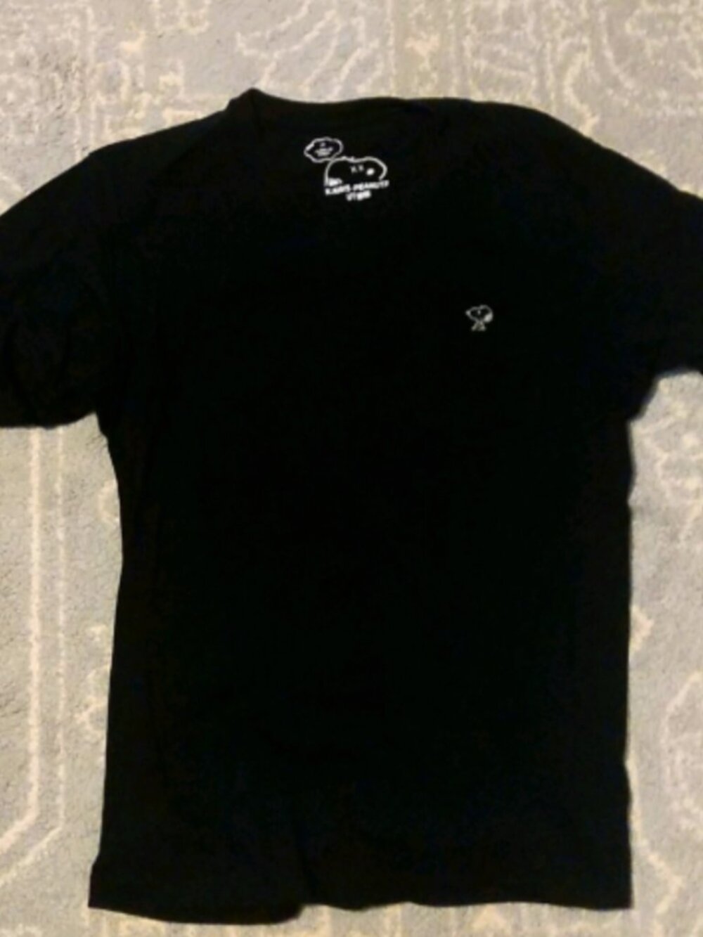 Uniqlo KAWS X Peanuts Black Pocket T-shirt L